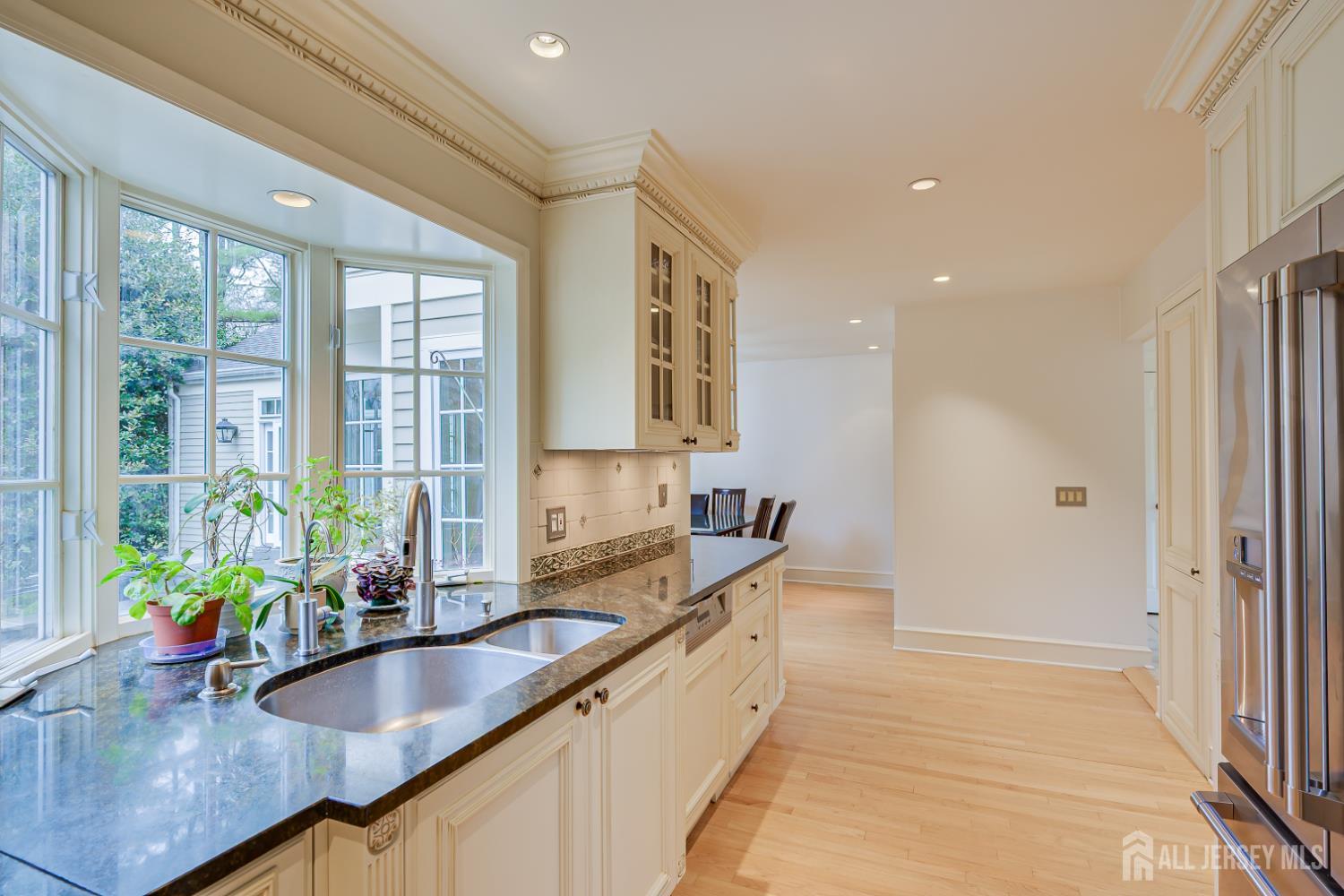 43 Van Kirk Road Lawrence Township, NJ 08648 - Photo 20 of 79