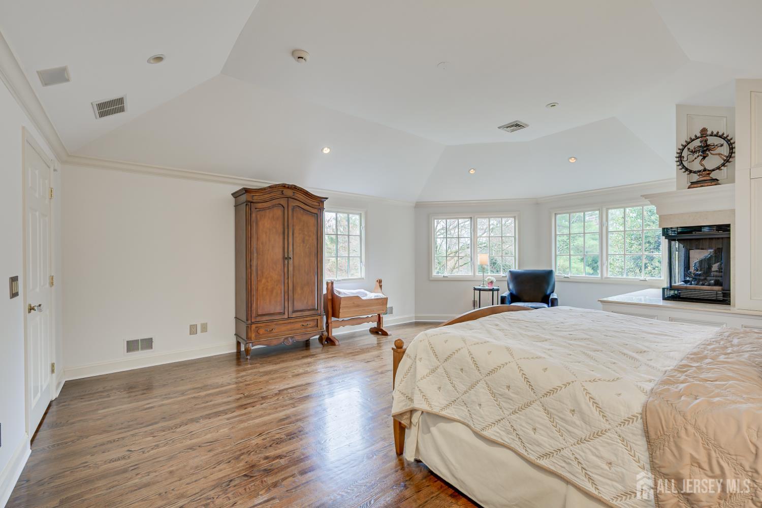 43 Van Kirk Road Lawrence Township, NJ 08648 - Photo 34 of 79