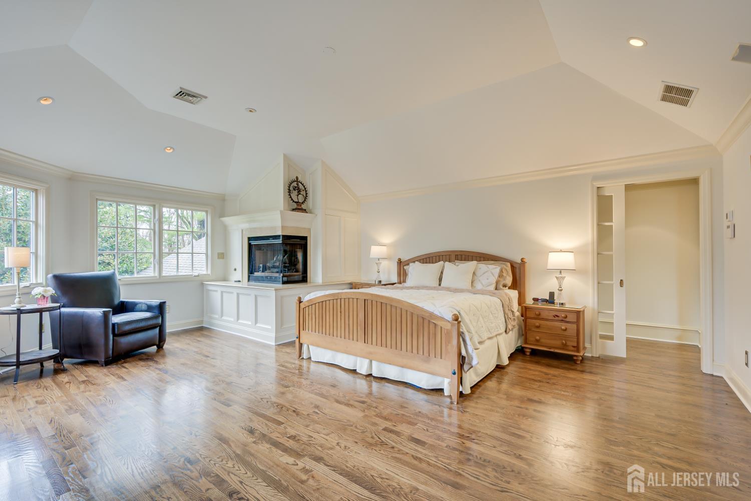 43 Van Kirk Road Lawrence Township, NJ 08648 - Photo 35 of 79