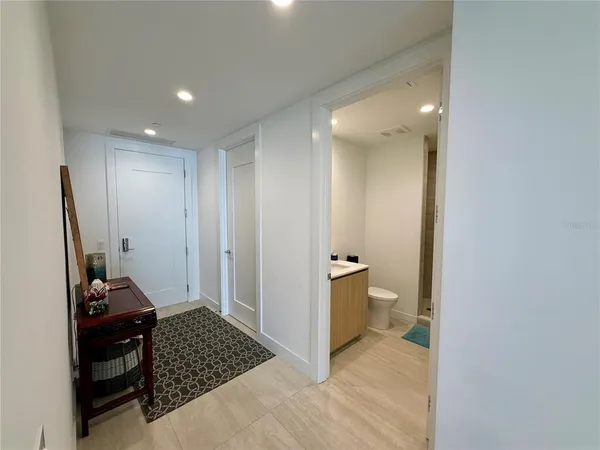 $6,500 | 301 Quay, Unit 1004, Sarasota, FL 34236