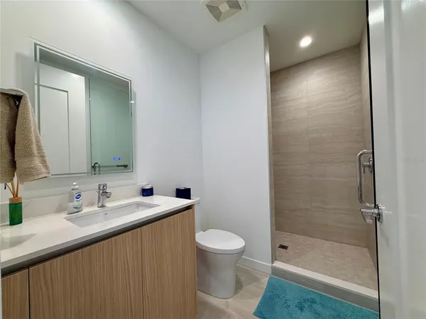 $6,500 | 301 Quay, Unit 1004, Sarasota, FL 34236