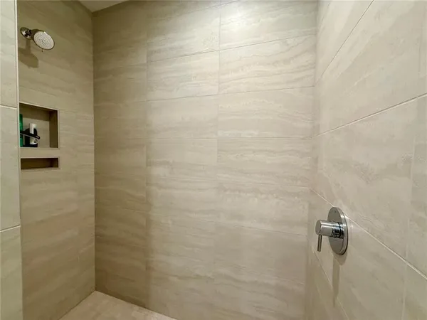 $6,500 | 301 Quay, Unit 1004, Sarasota, FL 34236