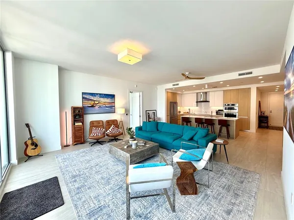 $6,500 | 301 Quay, Unit 1004, Sarasota, FL 34236