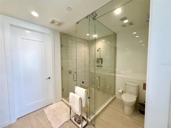 $6,500 | 301 Quay, Unit 1004, Sarasota, FL 34236