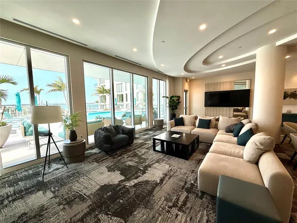 $6,500 | 301 Quay, Unit 1004, Sarasota, FL 34236