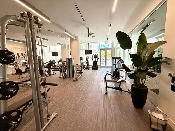$6,500 | 301 Quay, Unit 1004, Sarasota, FL 34236