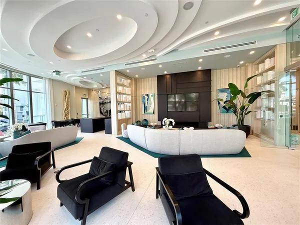$6,500 | 301 Quay, Unit 1004, Sarasota, FL 34236