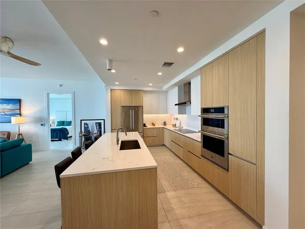 $6,500 | 301 Quay, Unit 1004, Sarasota, FL 34236