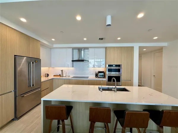 $6,500 | 301 Quay, Unit 1004, Sarasota, FL 34236