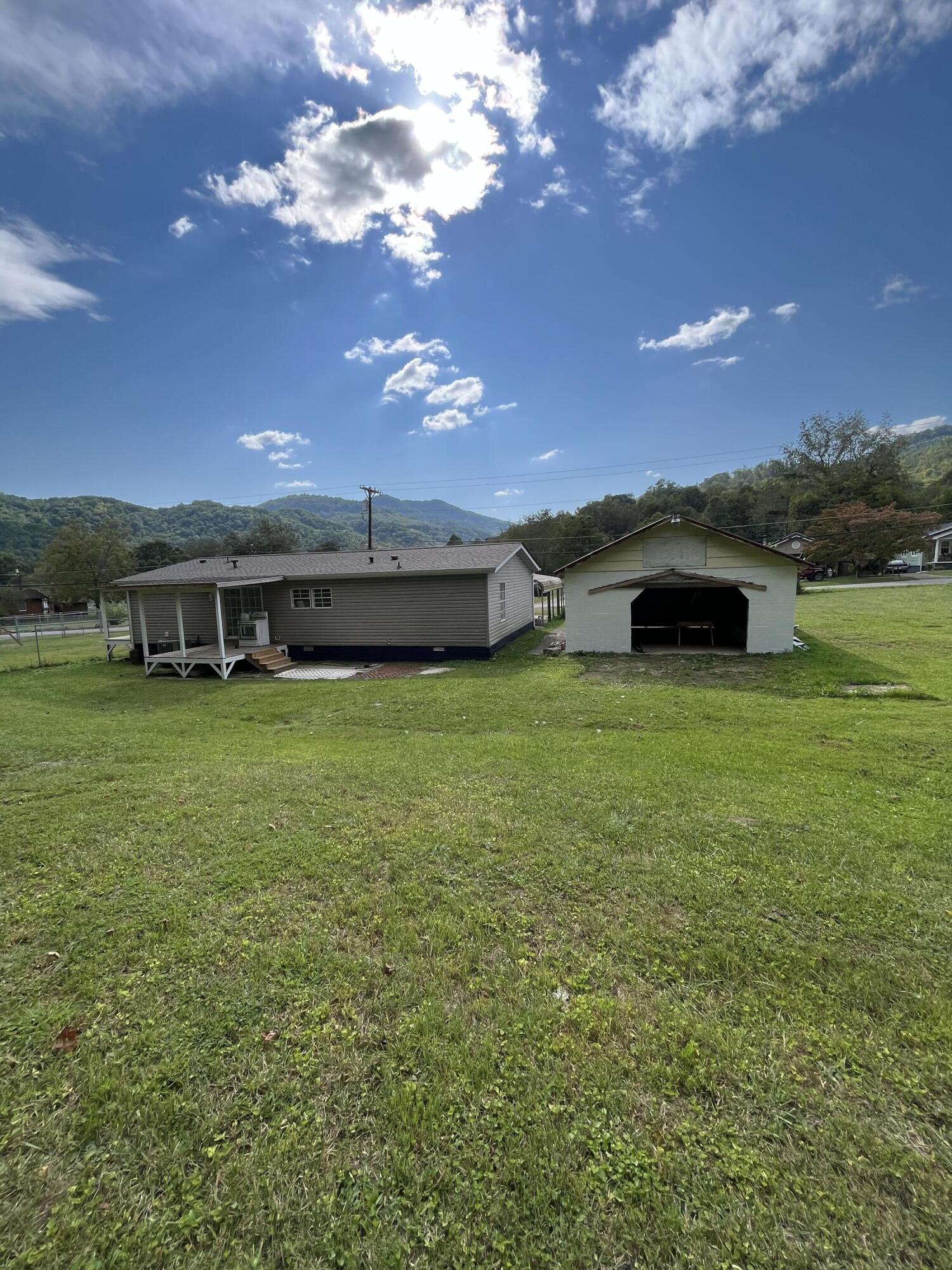 124 Beans Fork Road Middlesboro, KY 40965 - Photo 29 of 29 586AC8BF-C0E8-4540-AEAB-037AC0386592