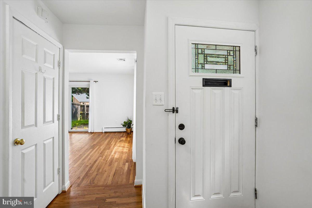 12801 Epping Terrace Silver Spring, MD 20906 - Photo 3 of 34 Entry Foyer