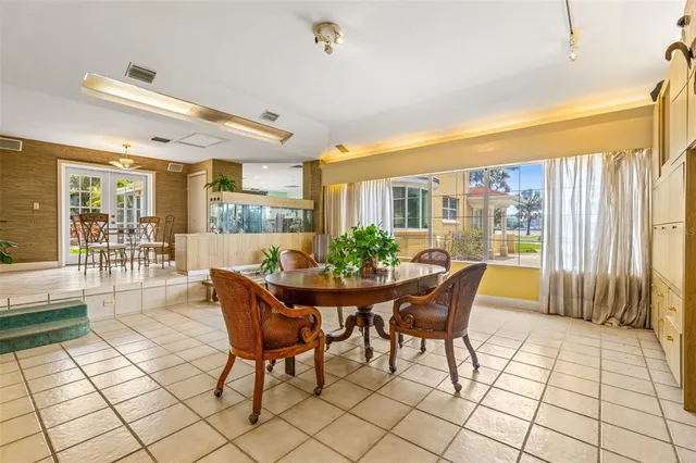 $3,299,000 | 803 Bayshore Boulevard, Tampa, FL 33606