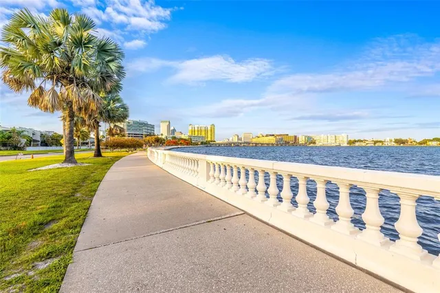 $3,299,000 | 803 Bayshore Boulevard, Tampa, FL 33606