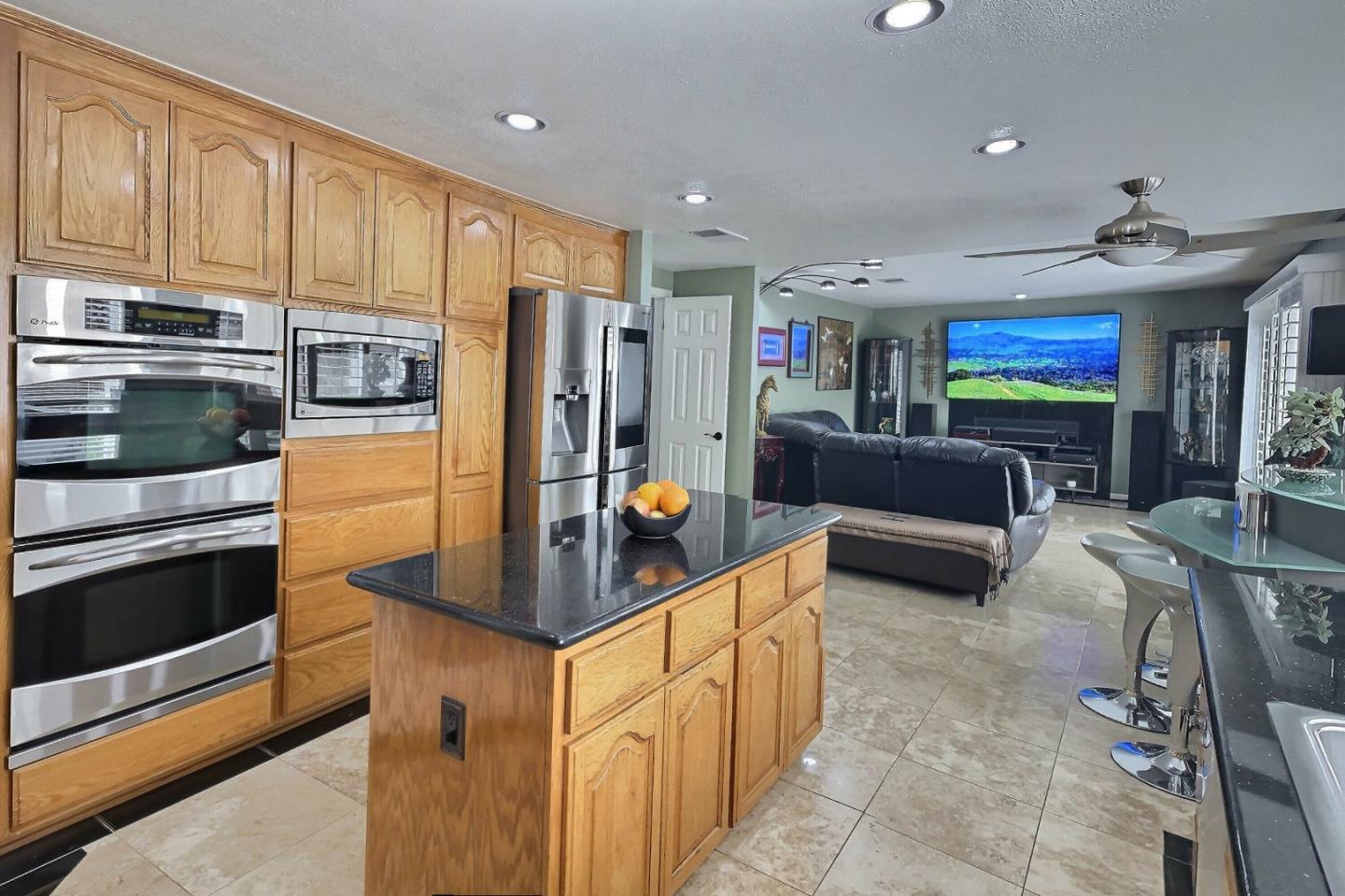 201 Pleasant Valley Court San Ramon, CA 94582 - Photo 22 of 57 Gallery Image 22