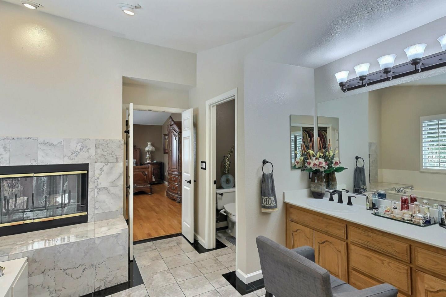 201 Pleasant Valley Court San Ramon, CA 94582 - Photo 33 of 57 Gallery Image 33