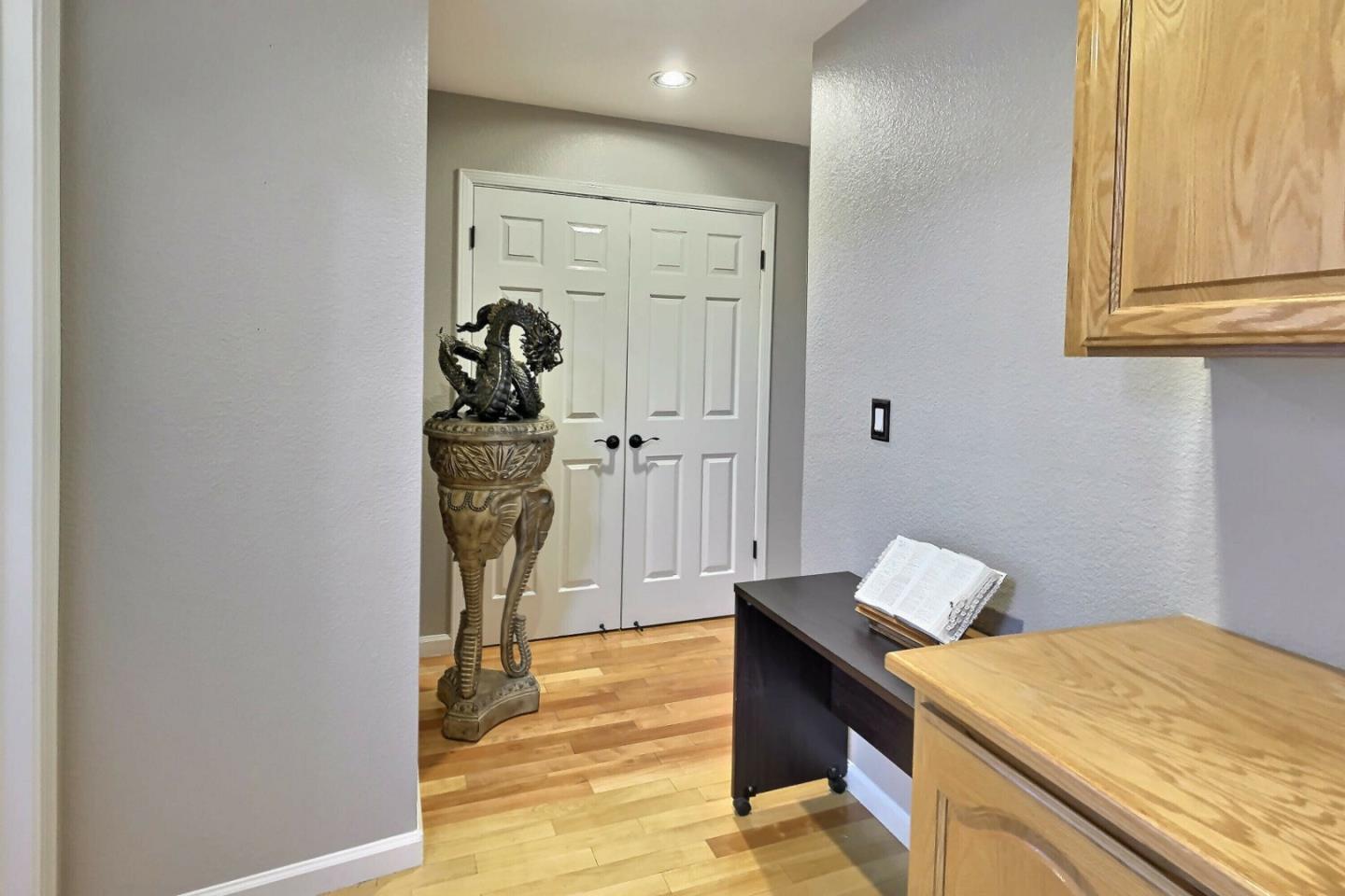 201 Pleasant Valley Court San Ramon, CA 94582 - Photo 42 of 57 Gallery Image 42