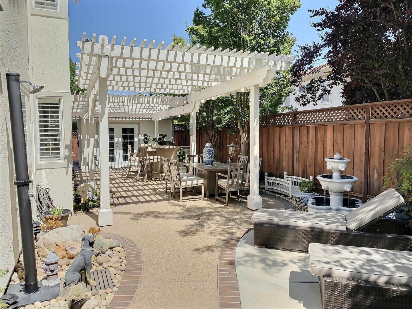 201 Pleasant Valley Court San Ramon, CA 94582 - Photo 47 of 57 Gallery Image 47
