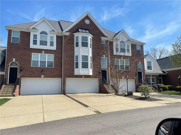 $2,800 | 554 East Vanderbilt Drive, Mars, PA 16046