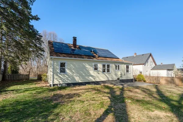 $474,900 | 113 Johnson Street, Somerset, MA 02726