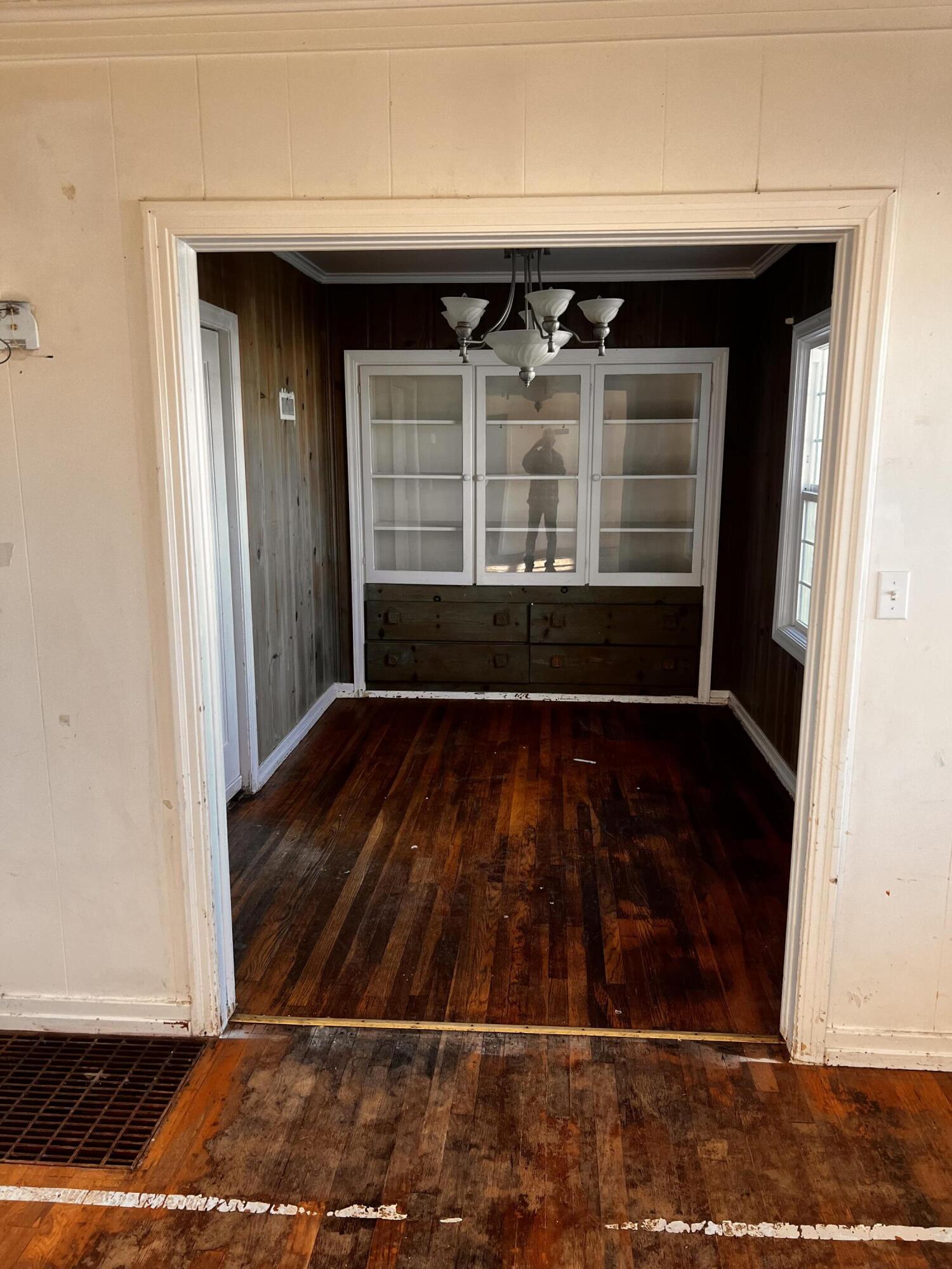1549 Jackson Street Red Bluff, CA 96080 - Photo 11 of 26 IMG_6979