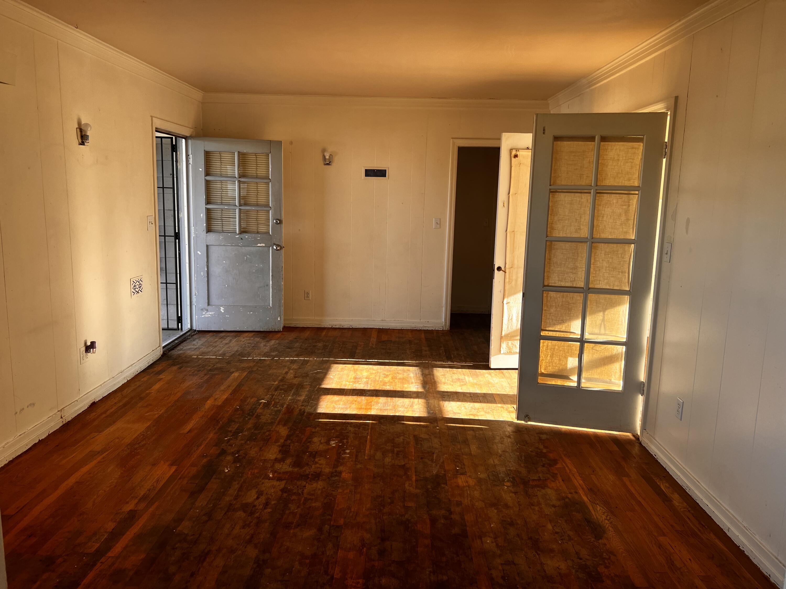 1549 Jackson Street Red Bluff, CA 96080 - Photo 12 of 26 IMG_6980