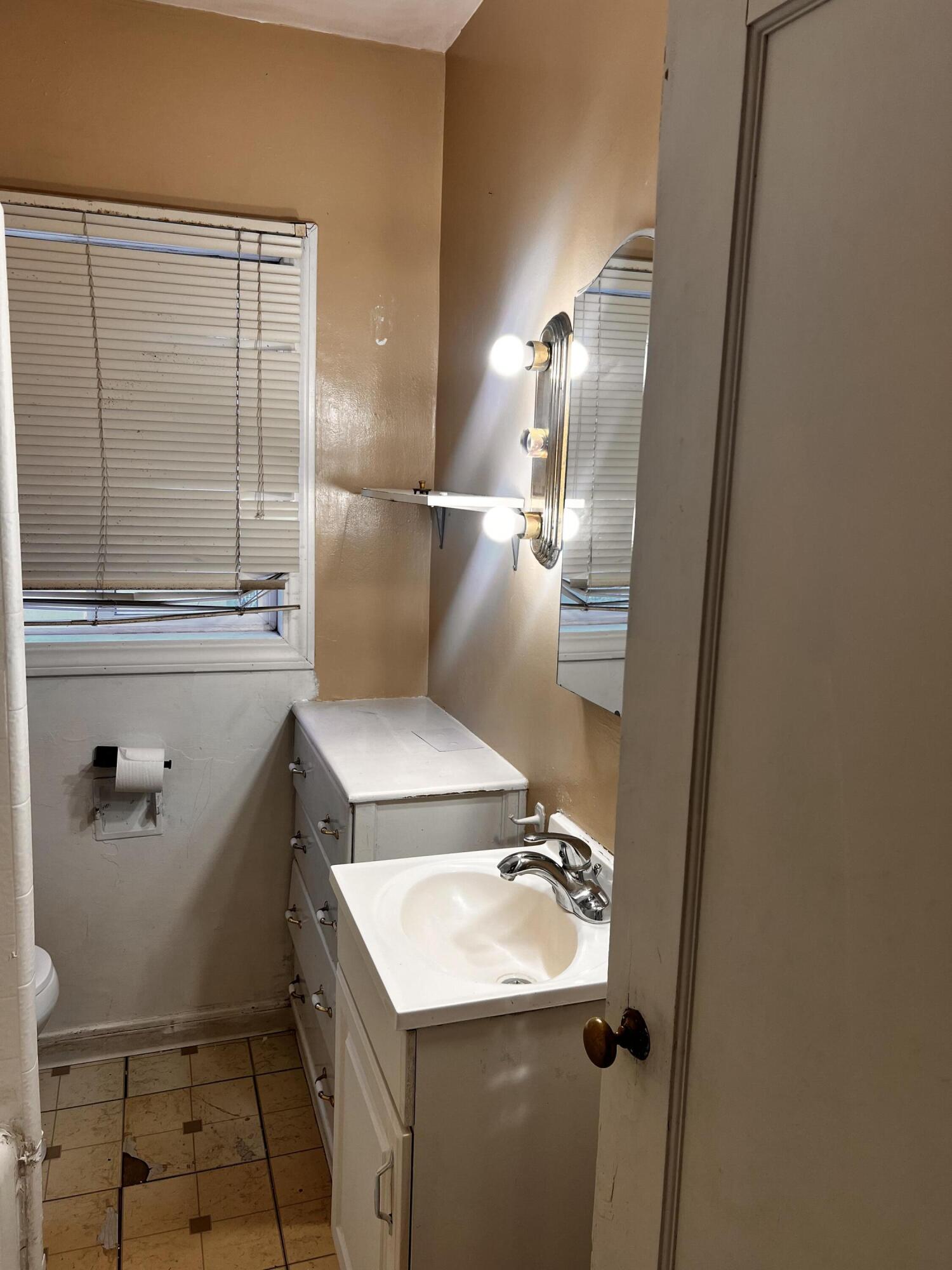 1549 Jackson Street Red Bluff, CA 96080 - Photo 18 of 26 IMG_6986