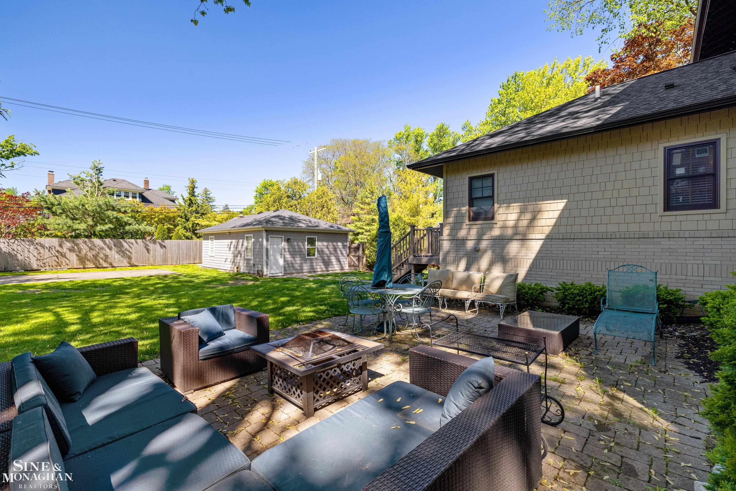 1265 Devonshire Road Grosse Pointe Park, MI 48230 - Photo 11 of 14