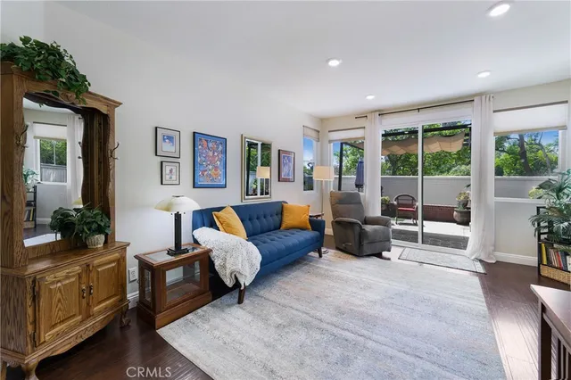 $727,500 | 2 VÃa Entrada, Rancho Santa Margarita, CA 92688