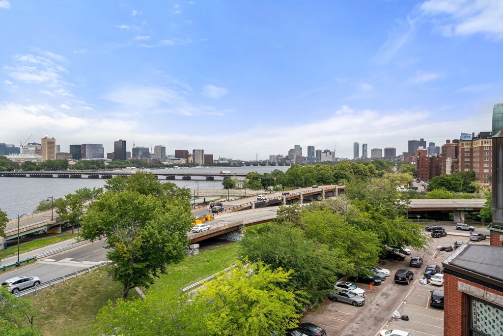31 Bay State Road, Unit 1 Boston, MA 02215 - Photo 3 of 6 Gallery Image 3