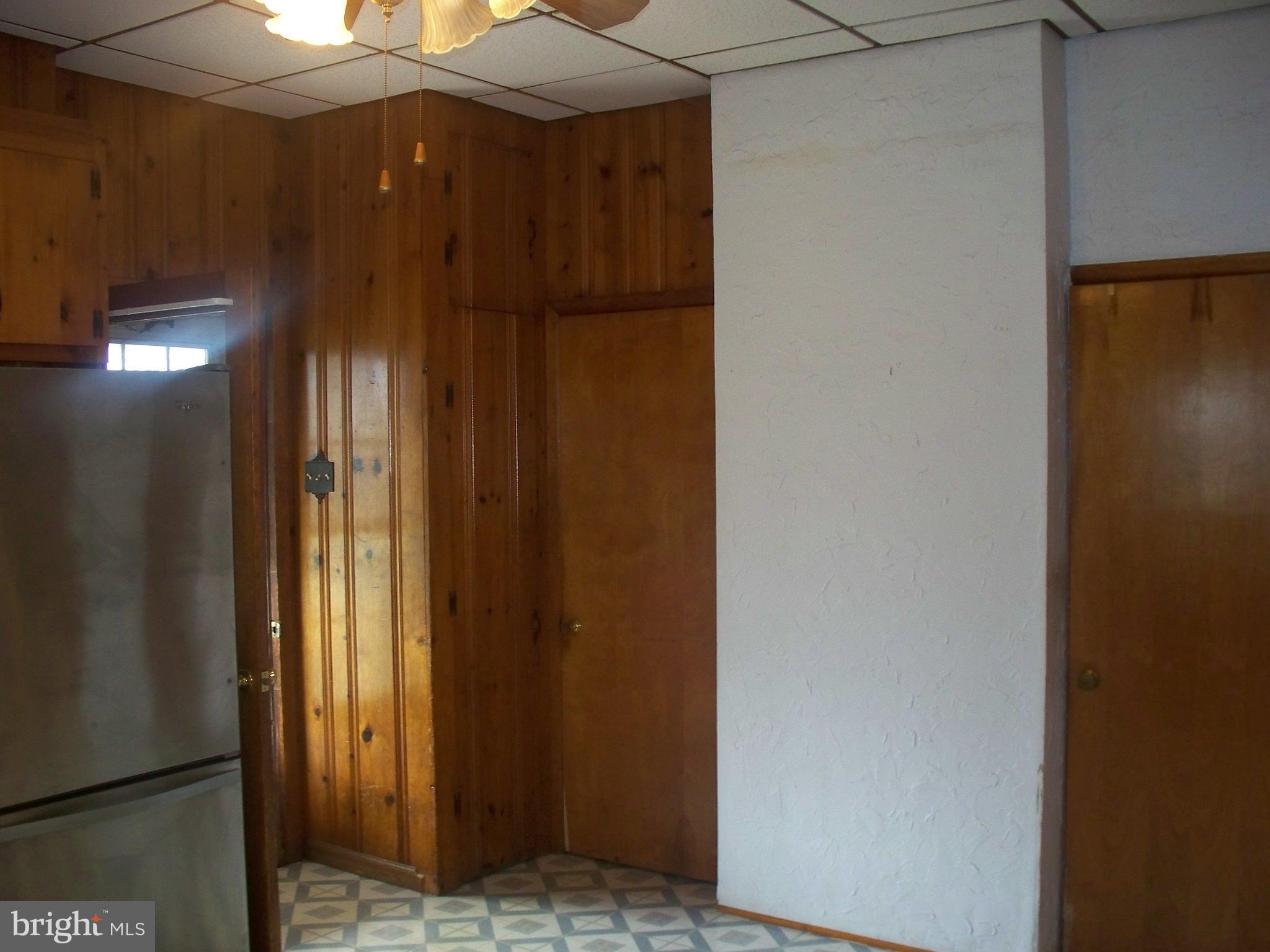 239 Locust Street Hanover, PA 17331 - Photo 21 of 39 Gallery Image 21