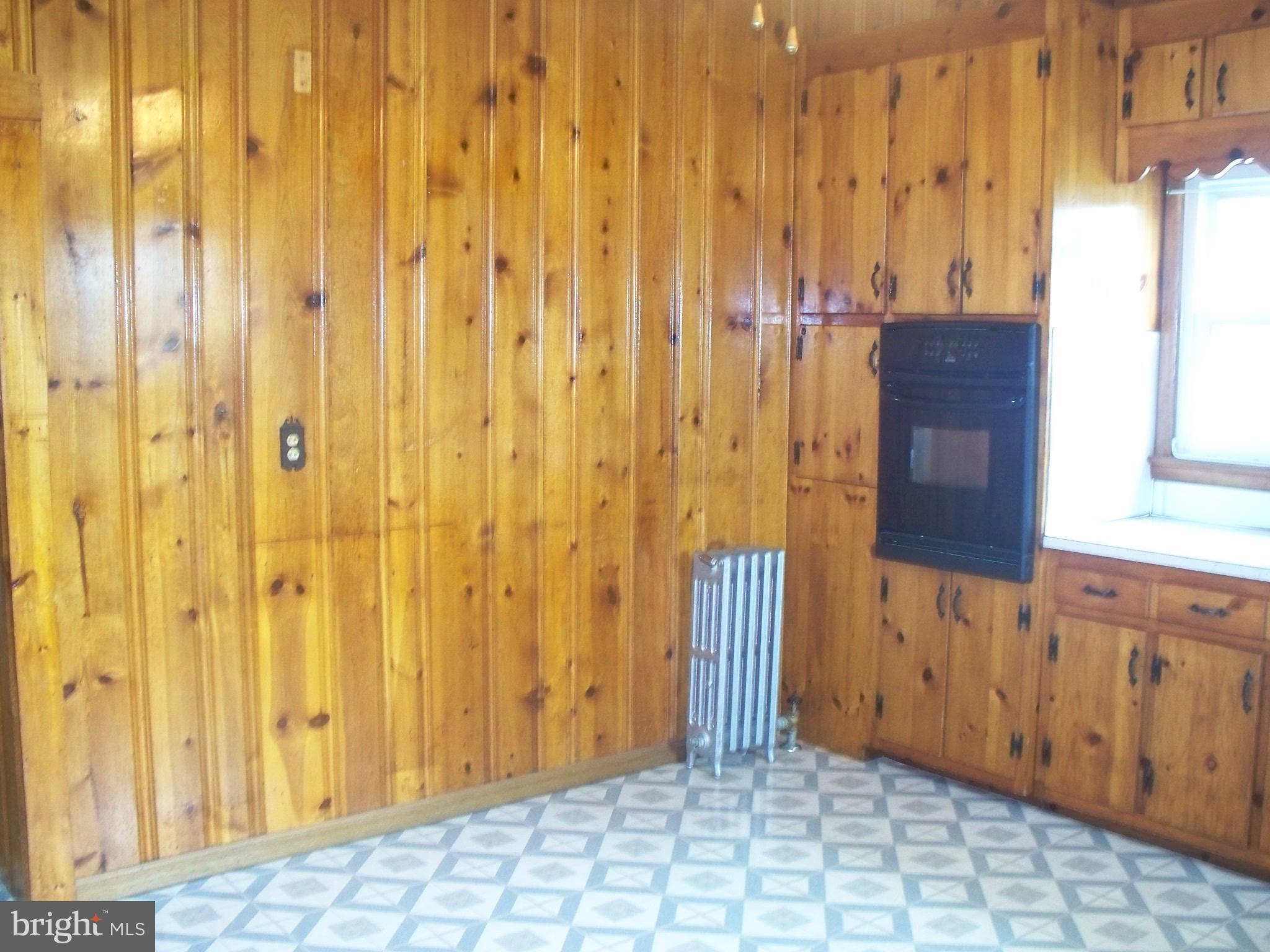 239 Locust Street Hanover, PA 17331 - Photo 23 of 39 Gallery Image 23