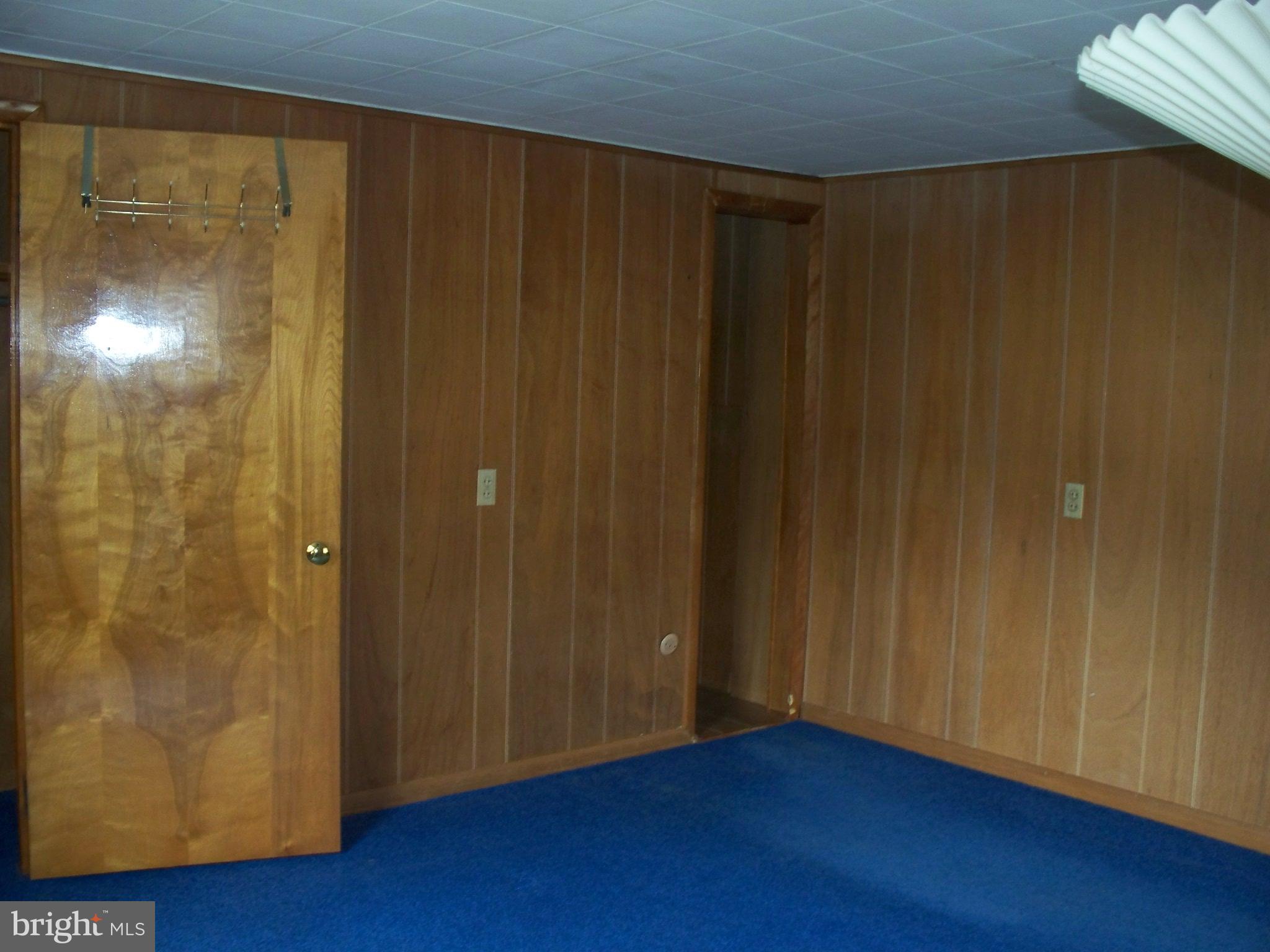 239 Locust Street Hanover, PA 17331 - Photo 33 of 39 Gallery Image 33