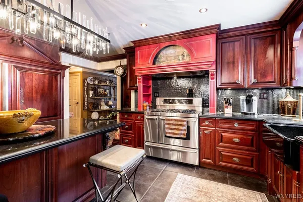 $3,800 | 72 North Long Street, Amherst, NY 14221