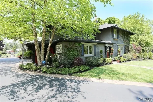 $3,800 | 72 North Long Street, Amherst, NY 14221