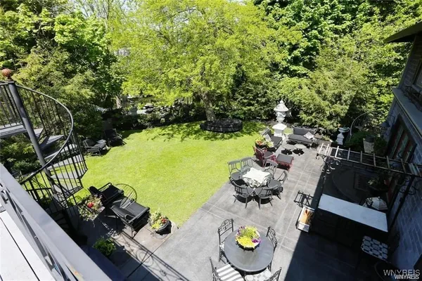 $3,800 | 72 North Long Street, Amherst, NY 14221