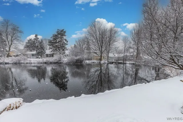 $4,000 | 72 North Long Street, Amherst, NY 14221