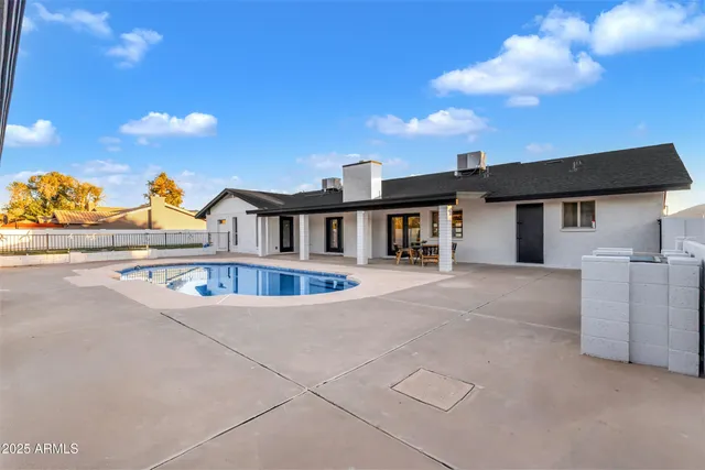 $1,200,000 | 5402 West Olney Avenue, Laveen, AZ 85339