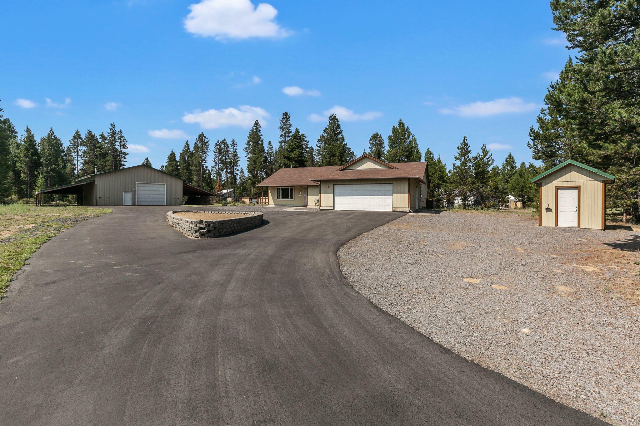 16153 Hawks Lair Road La Pine, OR 97739 - Photo 3 of 22 LapineMain