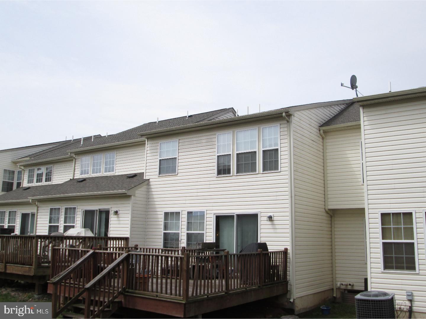 3305 Orchard View Road Reading, PA 19606 - Photo 4 of 24
