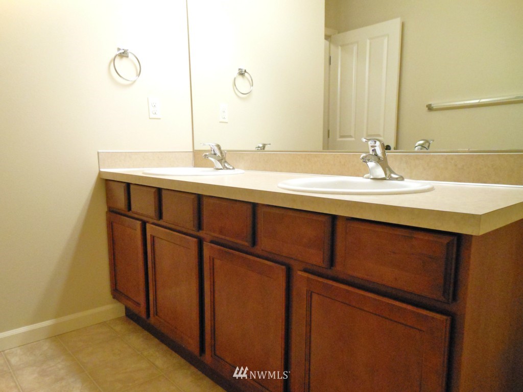 3106 Pine Road Northeast Bremerton, WA 98310 - Photo 12 of 19 Gallery Image 12