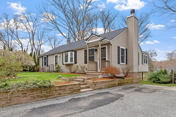 $489,900 | 17 Ledgewood Drive, Boylston, MA 01505