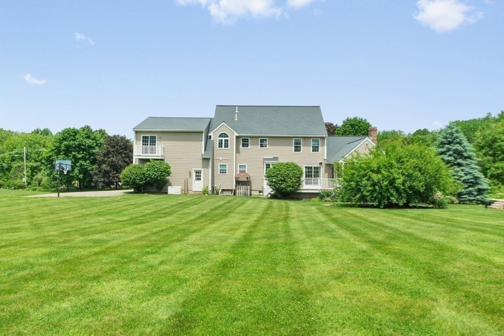 307 Chestnut Street Hudson, MA 01749 - Photo 38 of 42