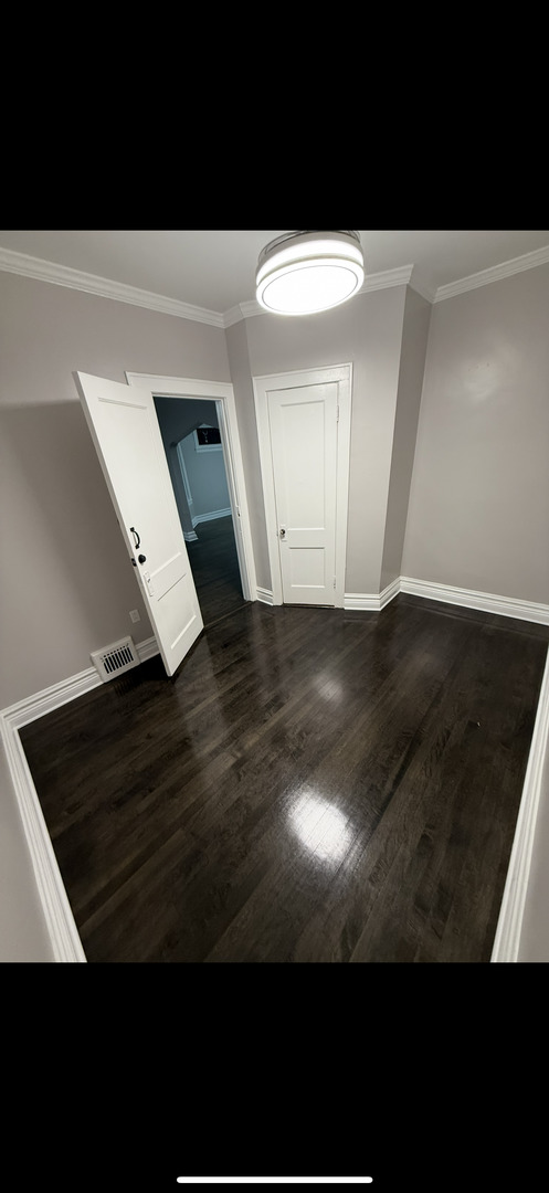 4514 North Springfield Avenue Chicago, IL 60625 - Photo 15 of 35