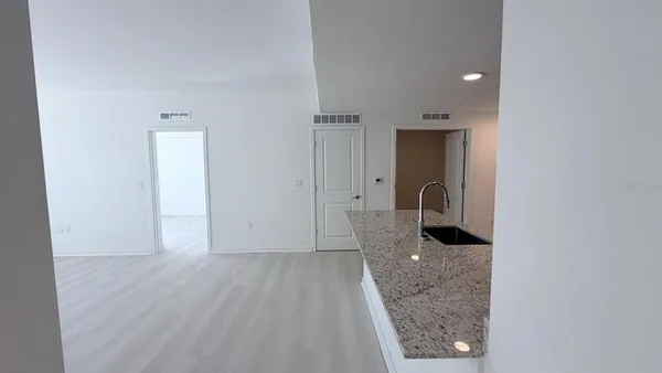 $2,250 | 5587 Millennia Park Drive, Unit 210, Orlando, FL 32839