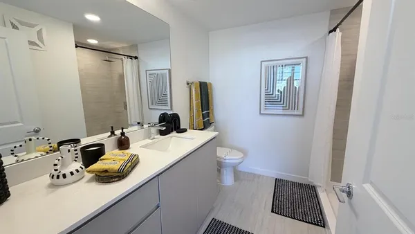 $2,250 | 5587 Millennia Park Drive, Unit 210, Orlando, FL 32839