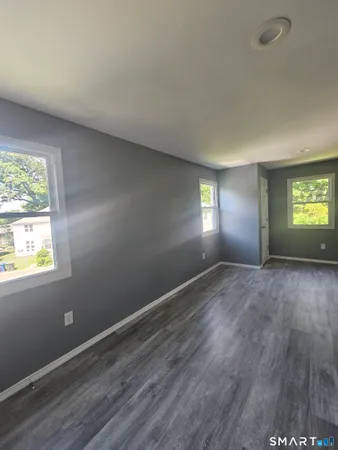 $1,850 | 80-82 Pearl Harbor Circle, Bridgeport, CT 06610