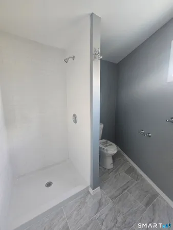 $1,850 | 80-82 Pearl Harbor Circle, Bridgeport, CT 06610