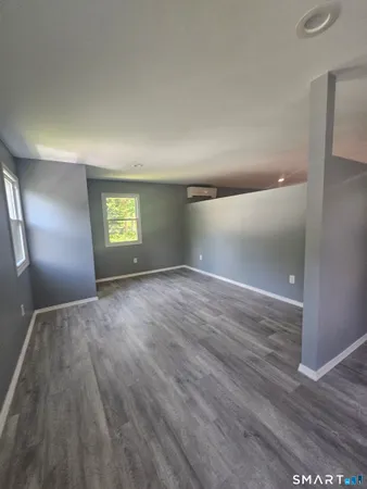 $1,850 | 80-82 Pearl Harbor Circle, Bridgeport, CT 06610