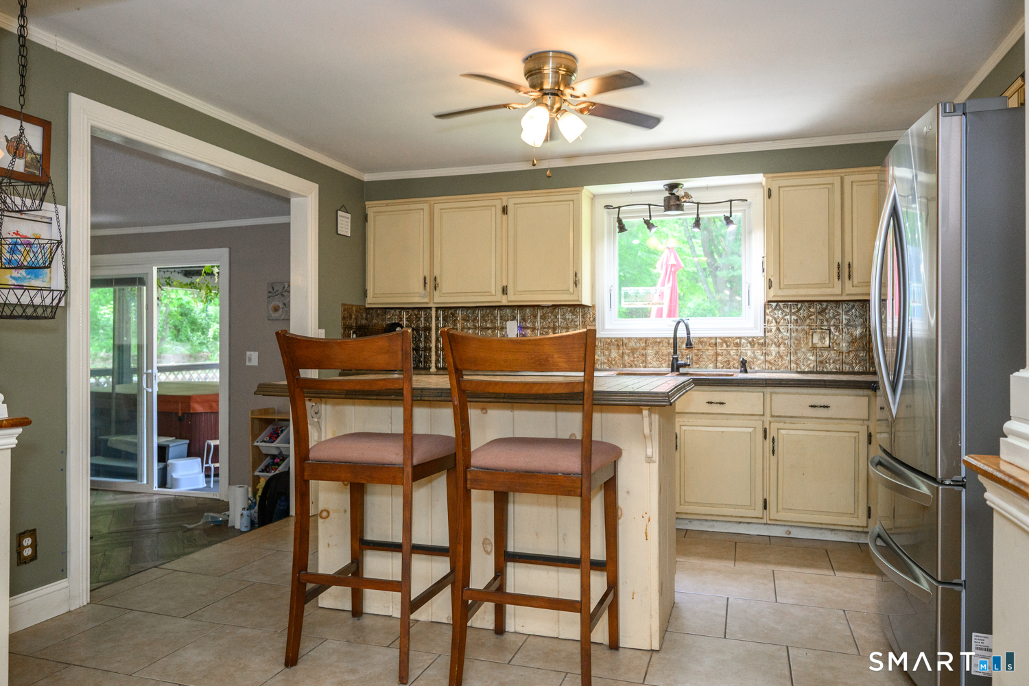 121 Mott Hill Road East Hampton, CT 06424 - Photo 6 of 35