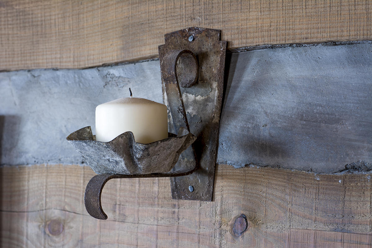 309 Crook View Road Menlo, GA 30731 - Photo 35 of 39 309 Crook View Candleholder